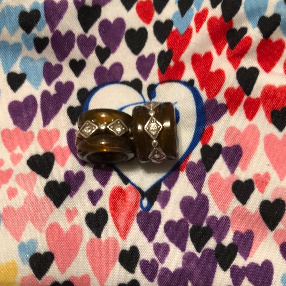 2 Brighton brown beads